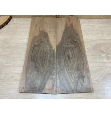 Орех Грецкий заготовка на топ Тангент ААА 9х175х510 мм - 2 шт. (книжкой). Уценка - изогнут.-1