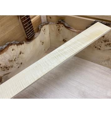 Клён Белый Явор, Волнистый заготовка накладки для электрогитары Радиал АА Волна ААА 9х63х570 мм-1