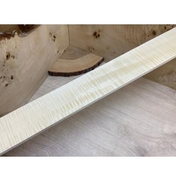 Клён Белый Явор, Волнистый заготовка накладки для электрогитары Радиал АА  Волна ААА 8х64х570 мм-1