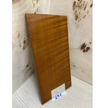 Клён Волнистый Печёный 180 гр заготовка накладки на головку грифа Радиал ААА Волна ААА 5х103х195 мм-4