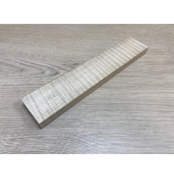 Клён Белый Явор, Волнистый заготовка для бриджа акустической гитары Радиал АА Волна ААА 15х45х235 мм-0