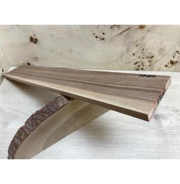 Орех Американский заготовка накладки для электрогитары Радиал АА 10х77х515 мм-1