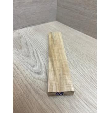 Клён Американский Волнистый заготовка для бриджа акустической гитары Смешанный ААА Волна АА 13х40х200 мм-2