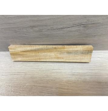 Клён Американский Волнистый заготовка для бриджа акустической гитары Смешанный ААА Волна АА 13х40х200 мм-1