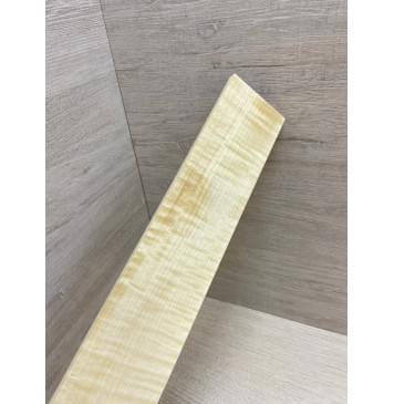 Клён Американский Белый Волнистый заготовка накладки для электрогитары Радиал АА Волна АА 9х70х560 мм-9