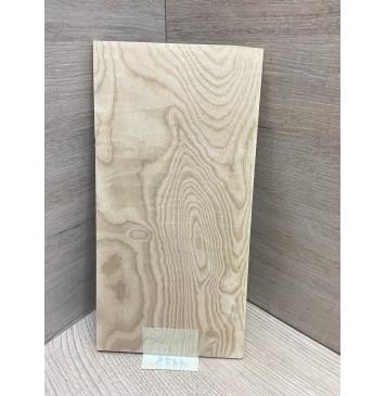 Ясень Белый заготовка накладки на головку грифа Тангент ААА 4.3х125х250 мм-1