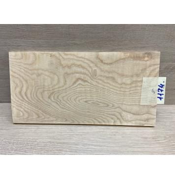 Ясень Белый заготовка накладки на головку грифа Тангент ААА 6х125х250 мм-0