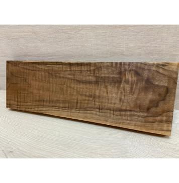 Орех Американский Волнистый заготовка на топ для Тревел гитары Тангент ААА Волна ААА 22х139х420 мм (1 шт под распил)-0