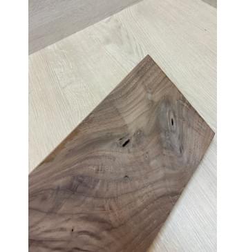 Орех Американский Волнистый заготовка на топ для Тревел гитары Смешанный А Волна ААА 23х138х500 мм (1 шт под распил)-1