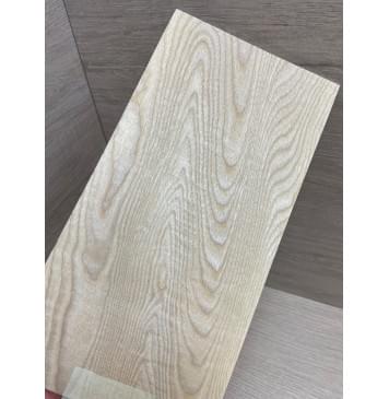 Ясень Белый заготовка накладки на головку грифа Тангент ААА 5х128х245 мм-1