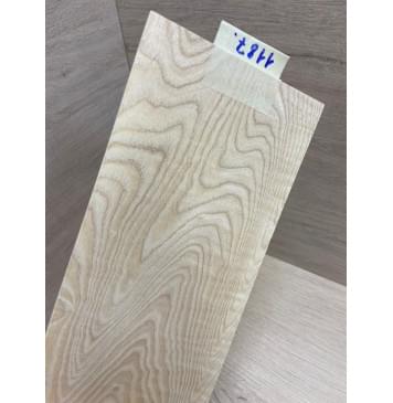 Ясень Белый заготовка накладки на головку грифа Тангент ААА 5х128х250 мм-1