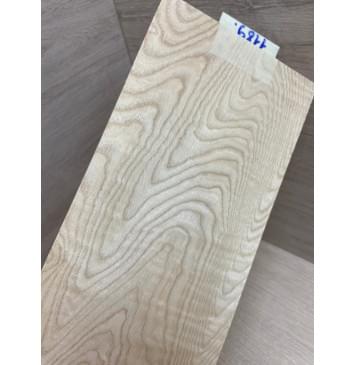 Ясень Белый заготовка накладки на головку грифа Тангент ААА 5х128х250 мм-1