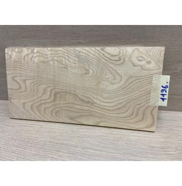 Ясень Белый заготовка накладки на головку грифа Тангент ААА 5х128х255 мм-0