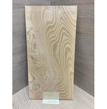 Ясень Белый заготовка накладки на головку грифа Тангент ААА 5х128х255 мм-3