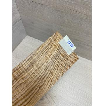 Ясень Оливковый Волнистый заготовка накладки на головку грифа Смешанный ААА Волна ААА 4.5х105х225 мм-1