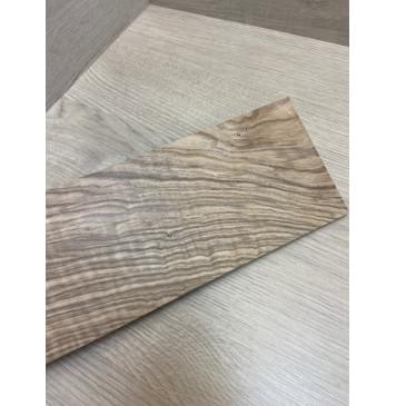 Ясень Оливковый Волнистый заготовка накладки на головку грифа Смешанный А Волна АА 3х105х255 мм-7