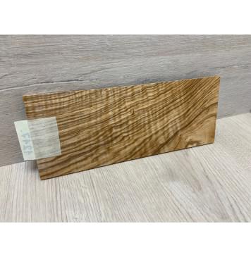Ясень Оливковый Волнистый заготовка накладки на головку грифа Смешанный А Волна АА 4х105х255 мм-4