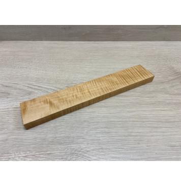 Клён Белый Явор, Волнистый заготовка для бриджа акустической гитары Смешанный ААА Волна АА 15х45х260 мм-1