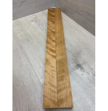 Вишня Американская Волнистая заготовка для переклеенного грифа безголовой гитары Радиал АА Волна А 34х(46-46)х620 мм - из 2х частей-5