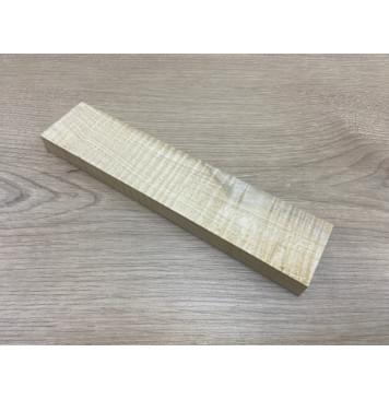 Клён Американский Волнистый заготовка для бриджа акустической гитары Радиал АА Волна ААА 17х45х215 мм-7
