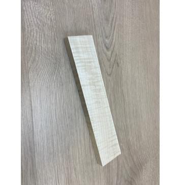 Клён Американский Волнистый заготовка для бриджа акустической гитары Радиал АА Волна ААА 15х46х220 мм-0