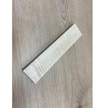 Клён Американский Волнистый заготовка для бриджа акустической гитары Радиал АА Волна ААА 15х46х220 мм-9