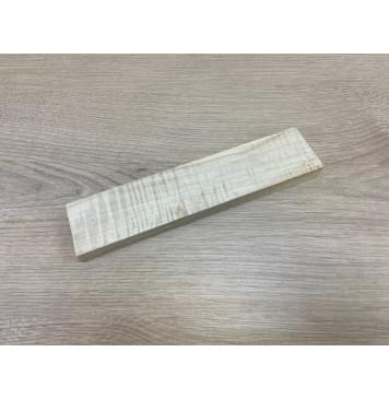 Клён Американский Волнистый заготовка для бриджа акустической гитары Радиал АА Волна ААА 15.5х47х215 мм-0