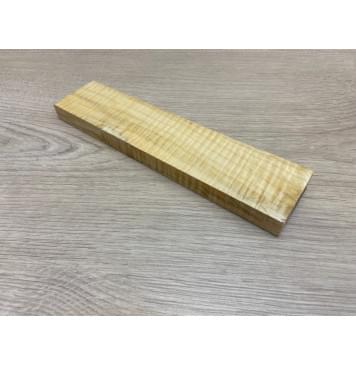 Клён Американский Волнистый заготовка для бриджа акустической гитары Радиал АА Волна ААА 15х48х215 мм-5