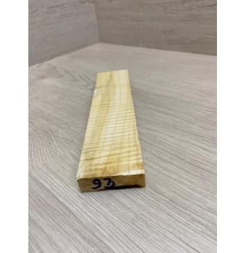 Клён Американский Волнистый заготовка для бриджа акустической гитары Радиал АА Волна ААА 15х48х215 мм-2