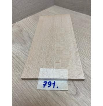 Клён Белый заготовка накладки на головку грифа Радиал ААА 5х100х215 мм-4