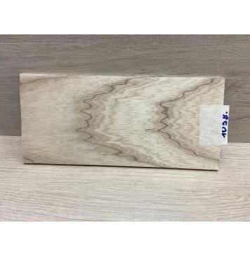 Ясень Белый заготовка накладки на головку грифа Тангент ААА 6х107х230 мм-0