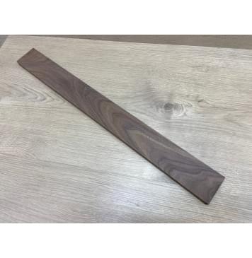 Орех Американский заготовка накладки для электрогитары Тангент АА 13.5х64-62х605 мм-0