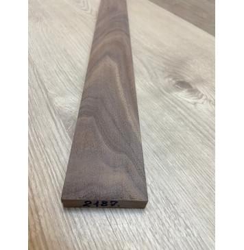 Орех Американский заготовка накладки для электрогитары Тангент АА 13.5х64-62х605 мм-1