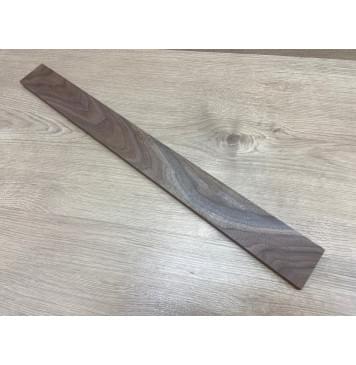 Орех Американский заготовка накладки для электрогитары Тангент АА 13.5х63-60х620 мм-0