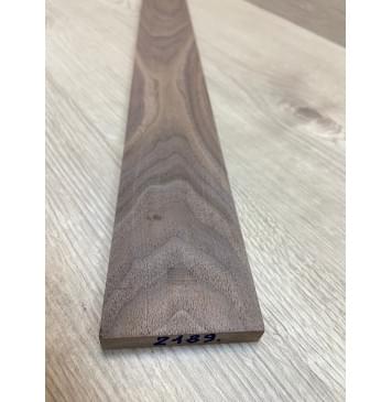 Орех Американский заготовка накладки для электрогитары Тангент ААА 11х65-60х640 мм-1