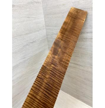 Клён Волнистый Печёный 180 гр заготовка накладки для электрогитары Радиал АА Волна ААА 9.5х69-67х560 мм-11