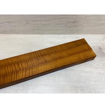 Клён Волнистый Печеный 180гр заготовка грифа электрогитары Радиал АА Волна АА 43х(41-41-41)х727 мм - из 3х частей-13