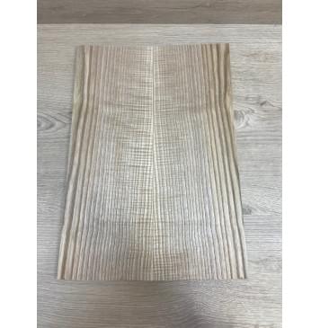 Ясень Белый Волнистый заготовка на топ для Тревел гитары Радиал АА Волна АА 7.5х149х420 мм - 2 шт. (книжкой)-0