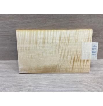 Клён Американский Белый Волнистый заготовка накладки на головку грифа Радиал АА Волна АА 6х118х200 мм-2