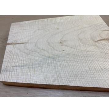 Клён Белый Явор, Волнистый заготовка корпуса для Тревел гитары Тангент А Волна ААА 42х240-370х402 мм (Массив) Уценка-трещина-2