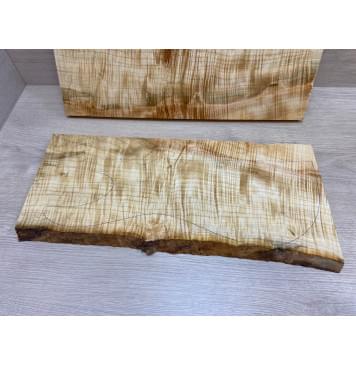 Клён Американский Волнистый заготовка на топ Смешанный АА Волна ААА 19х200х490 мм - 2 шт. (книжкой) Уценка-трещины-23