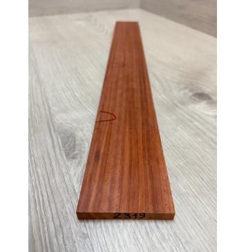 Падук заготовка накладки для электрогитары Радиал ААА 8.3х63-58х500 мм (Уценка-трещина)-6