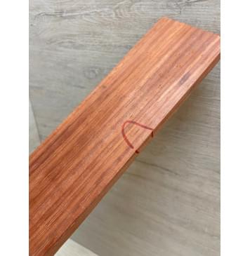 Падук заготовка накладки для электрогитары Радиал ААА 8.3х63-58х500 мм (Уценка-трещина)-7