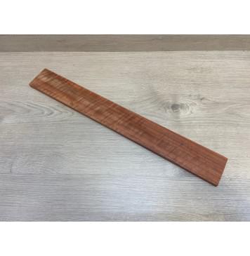 Падук Волнистый заготовка накладки для электрогитары Радиал АА Волна ААА 9.6х67х530 мм-3