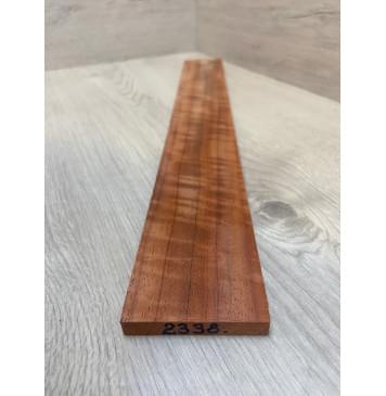 Падук Волнистый заготовка накладки для электрогитары Радиал АА Волна ААА 9.6х67х530 мм-6