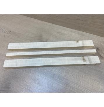 Клен Белый Явор, Волнистый заготовка грифа безголовой гитары Радиал АА Волна ААА 26х(46-21-46)х557 мм - из 3х частей-0