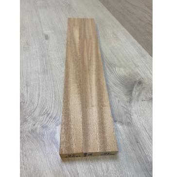 Махагон Кая заготовка грифа безголовой гитары Радиал АА 32х(47-25-47)х580 мм - из 3х частей-1