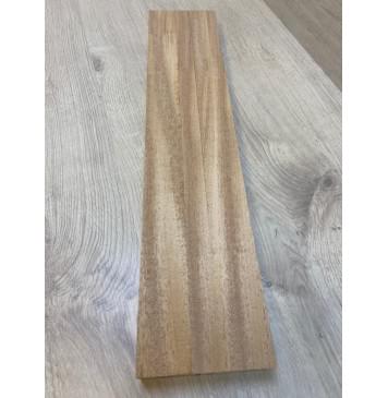 Махагон Кая заготовка грифа безголовой гитары Радиал АА 32х(47-25-47)х580 мм - из 3х частей-2