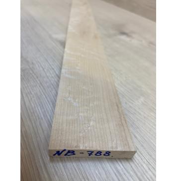 Клён "Птичий глаз" заготовка накладки для бас-гитары Смешанный АА Волна А 12х68-58х745 мм-1