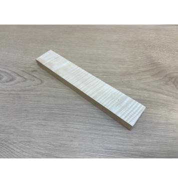 Клён Белый Явор, Волнистый заготовка для бриджа акустической гитары Радиал АА Волна ААА 15х38х210 мм (АКЦИЯ)-1